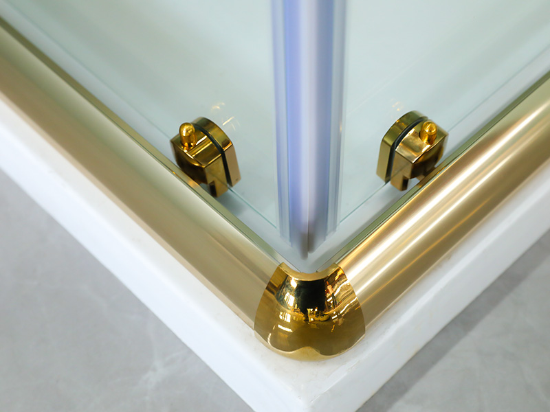 KARE Sürgülü Duş Kabini, Baskılı Şeffaf Temperli Cam, Altın Alüminyum Profil, Çift Delikli Kulp, Tepsili KARE Sürgülü Duş Kabini, Baskılı Şeffaf Temperli Cam, Altın Alüminyum Profil, Çift Delikli Kulp, Tepsili