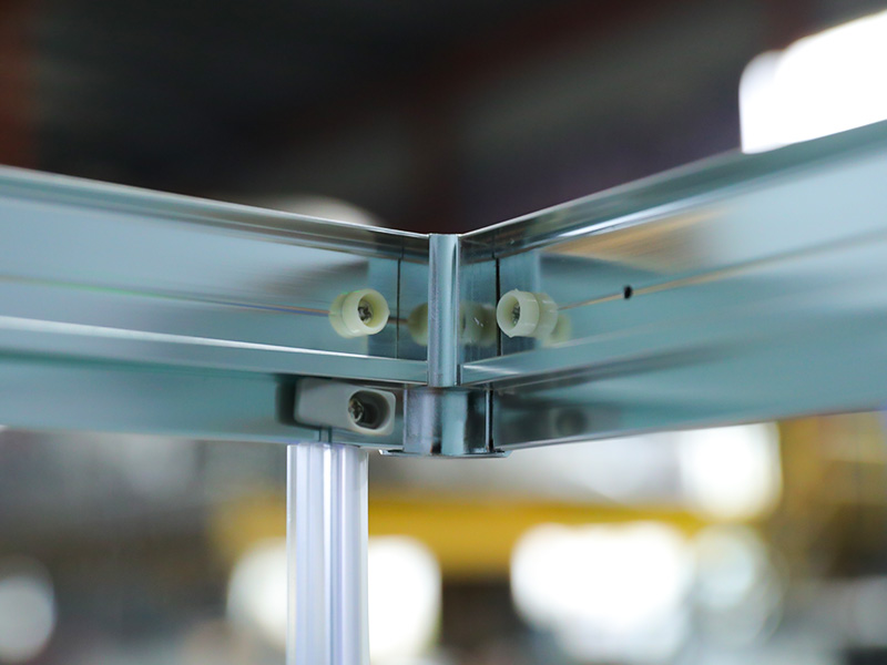 RE Krom Alüminyum Çerçeve Temperli Cam Kare Tepsili Sürgülü Duş Kabini RE Krom Alüminyum Çerçeve Temperli Cam Kare Tepsili Sürgülü Duş Kabini