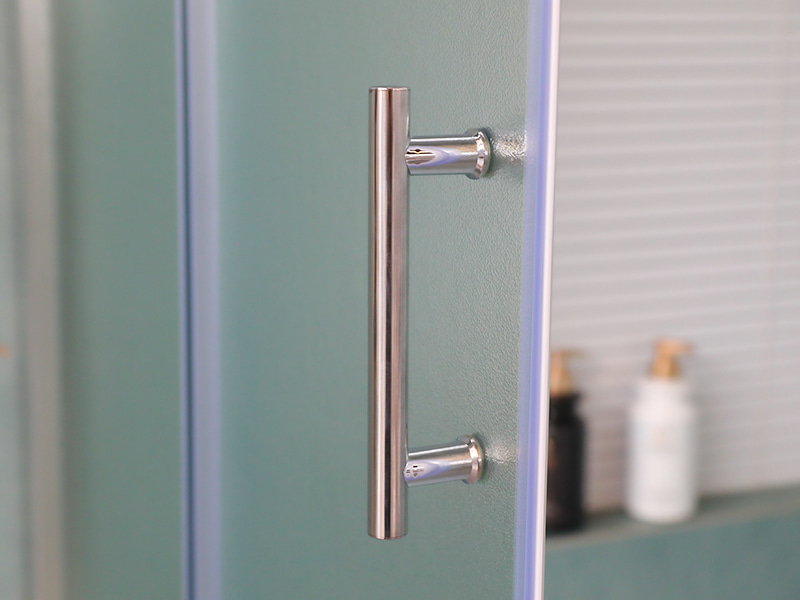 RE Sürgülü Duş Kabini, Mat Temperli Cam, Krom Alüminyum Profil, Çift Delikli Kulp, Tepsili RE Sürgülü Duş Kabini, Mat Temperli Cam, Krom Alüminyum Profil, Çift Delikli Kulp, Tepsili