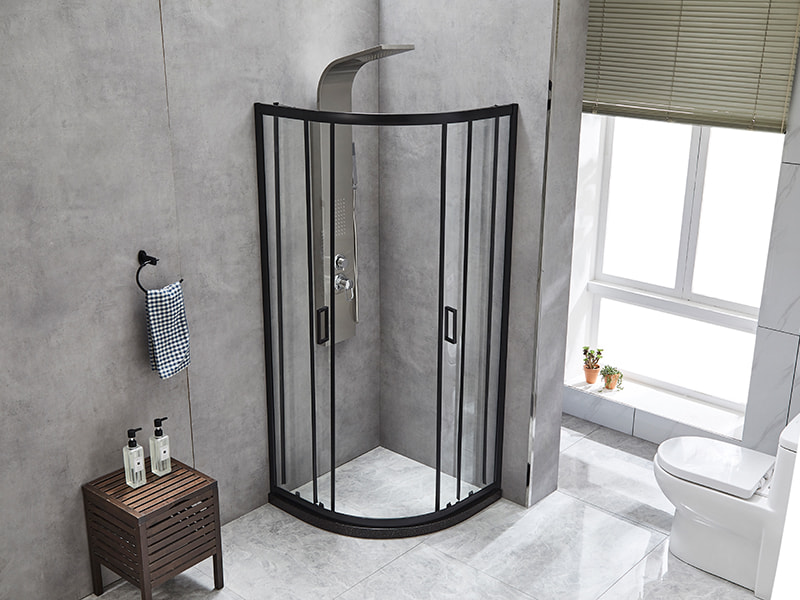 SE Sürgülü Duş Kabini, Şeffaf Temperli Cam, Siyah Alüminyum Profil, Çift Delikli Kulp, Tepsisiz SE Sürgülü Duş Kabini, Şeffaf Temperli Cam, Siyah Alüminyum Profil, Çift Delikli Kulp, Tepsisiz