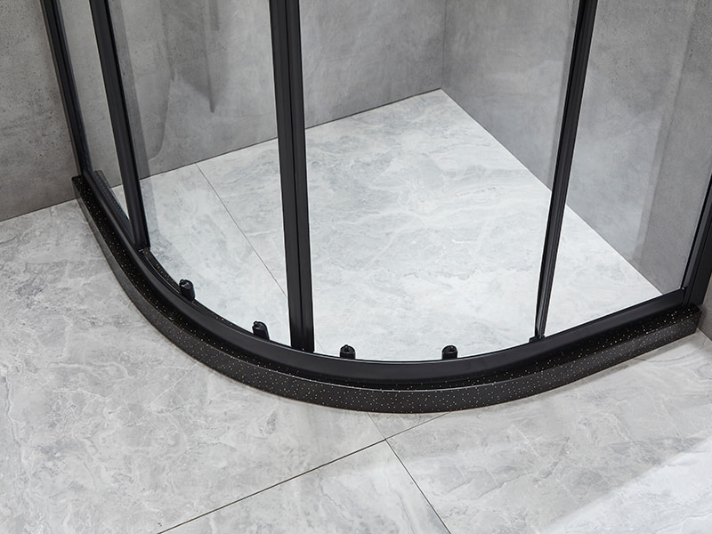 SE Sürgülü Duş Kabini, Şeffaf Temperli Cam, Siyah Alüminyum Profil, Çift Delikli Kulp, Tepsisiz SE Sürgülü Duş Kabini, Şeffaf Temperli Cam, Siyah Alüminyum Profil, Çift Delikli Kulp, Tepsisiz